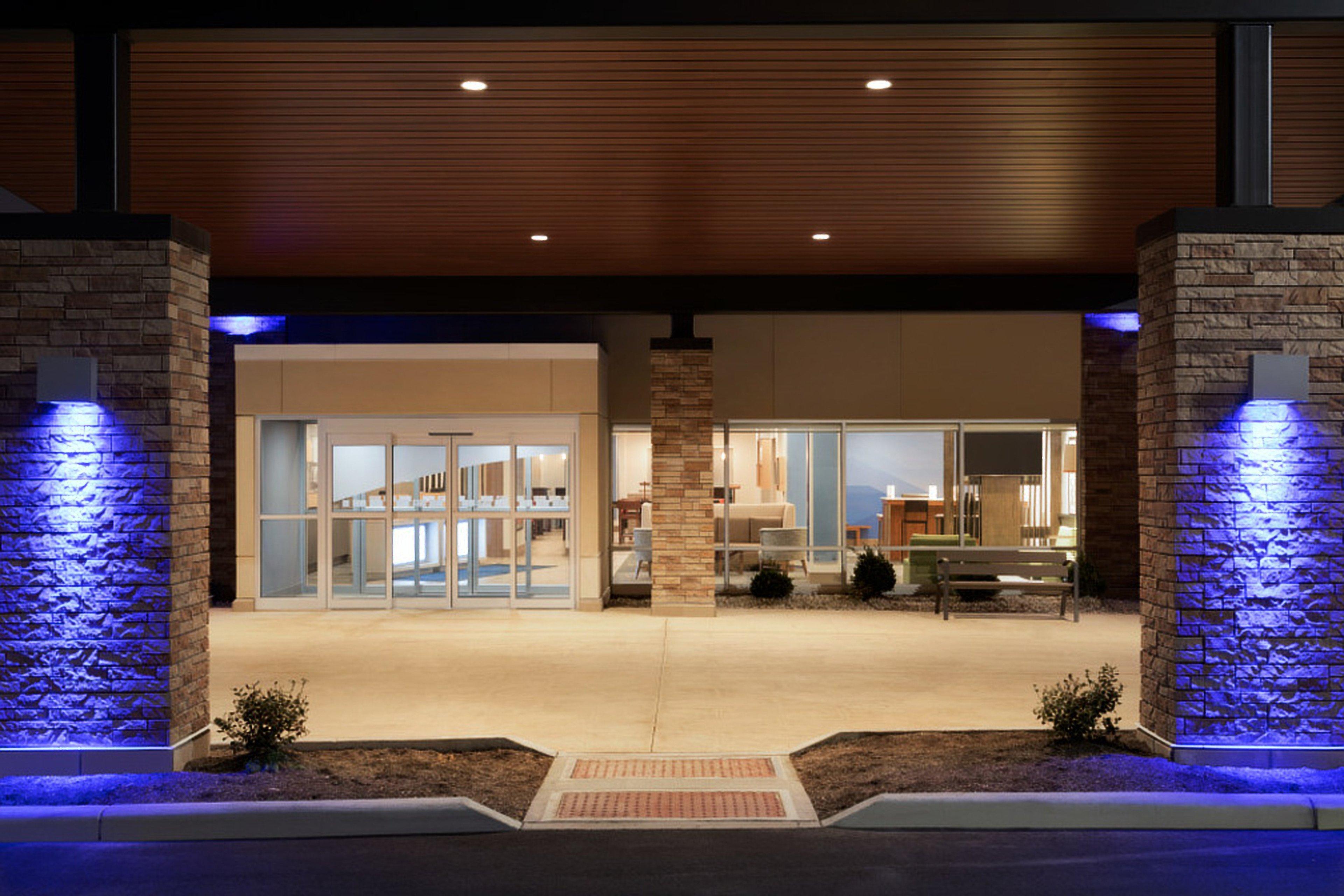 Express & - Ne - Red Bank Road By Ihg Hotel 4*
