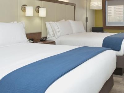 Express & - Ne - Red Bank Road By Ihg Hotel 4*