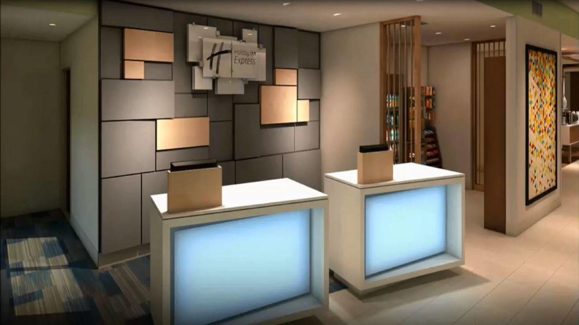 Express & - Ne - Red Bank Road By Ihg Hotel Cincinnati